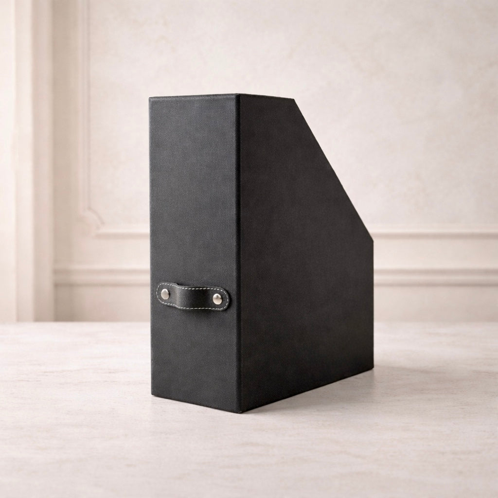 Revistero premium para oficinas elegantes en Color Negro