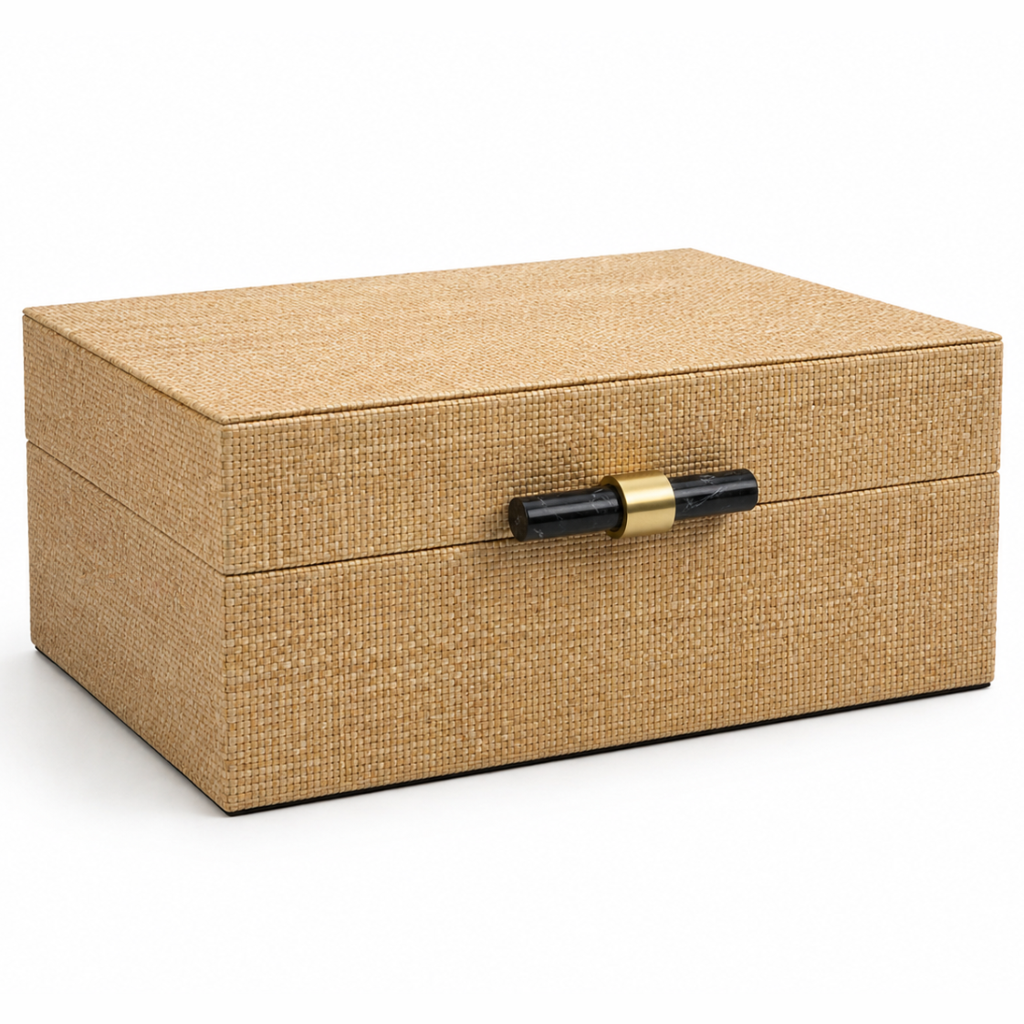 Caja de bejuco con herraje