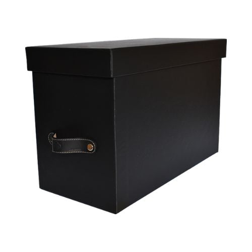 archivero colgante negro en una oficina