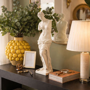Escultura Mujer Blanca